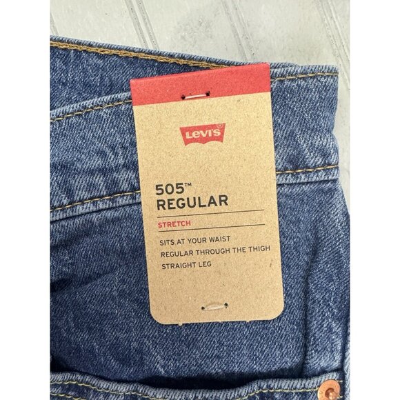 Levi 505 Regular Size 32X32 Mens Jeans Straight Leg Med Wash Red Tab - Picture 2 of 4